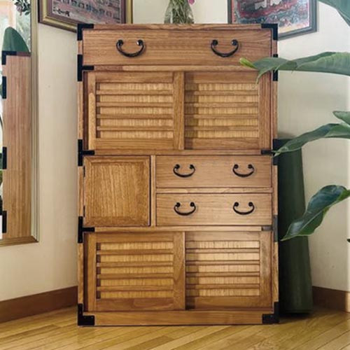 Комод тансу 