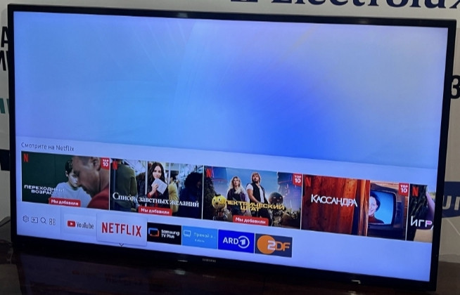 Телевизор Samsung 43