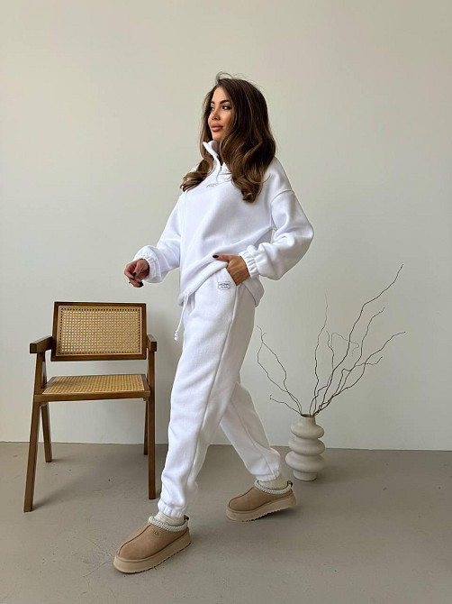 Женский повседневный костюм из плотного флиса полар. Белый, 46/48 Одесса - изображение 3