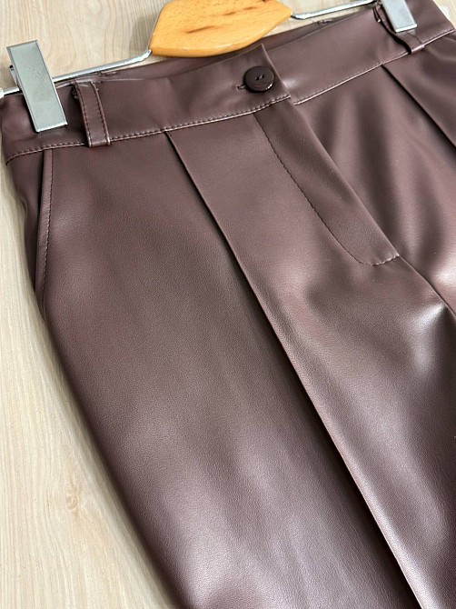 Брюки жіночі Gritana 201 з екошкіри прямі зі стрілкою коричневі, коричневий, L Київ - фото 13