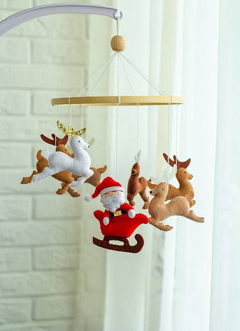 Дитячий музичний мобіль на ліжечко для немовлят WooolyWool «Санта» з 35 мелодіями Київ - фото 4