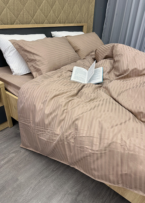 Комплект постільної білизни Страйп-сатин Євро 200х230 з простирадлом на резинці Мокко (88-107) Київ - фото 8