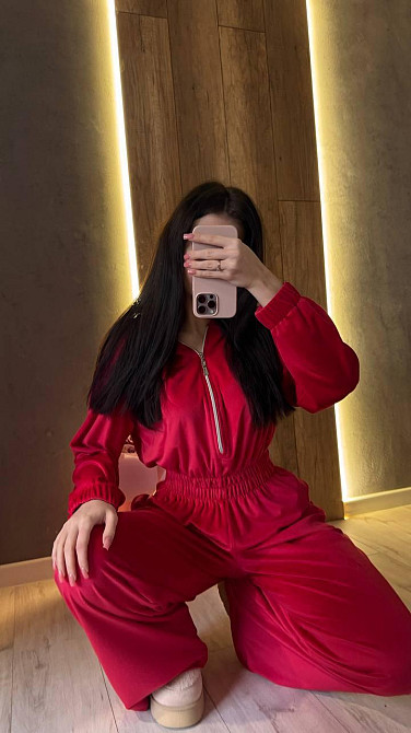 Жіночий стильний повсякденний комбінезон велюр плюш Червоний, 42/44 Одеса - фото 10