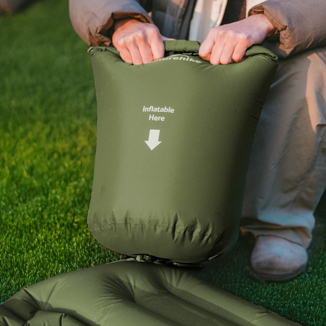 Матрас надувной одинарный Naturehike CNK2550WS019 (65мм) с мешком для надувания Зеленый Винница - изображение 7