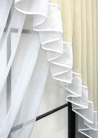 Кухонний комплект VR-Textil № 062к шторка з ламбрекеном Бежевий з білим 150х170 см (50-247) Київ