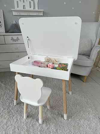 Столик з відкидним верхом і стільчик для хлопчика, білий Киев