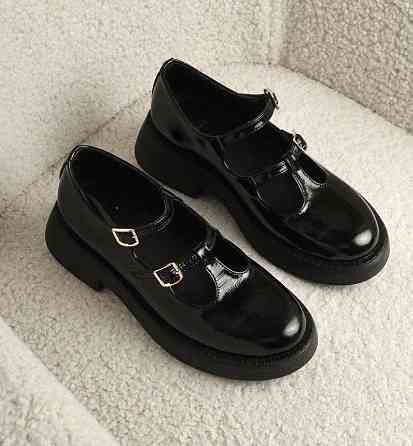 Jasmine Туфли женские Jasmine черные лаковые натуральная кожа классические на низком ходу разме Коломыя