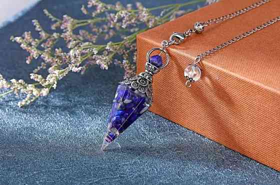 Маятник із кристалів содаліту – інструмент для енергії та інтуїції Київ