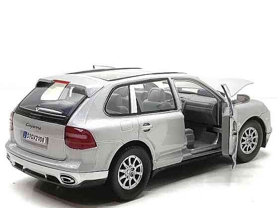 Машина Автосвіт Porsche Cayenne інерційна відкриваються двері капот багажник 1:24 Сіра (AP-1907) Чернігів