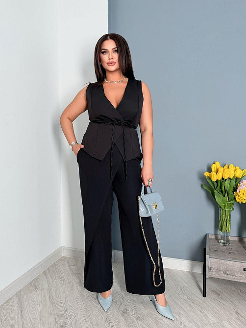 Женская базовая жилетка на запах с поясом костюмка Черный, 48/52 Одесса - изображение 4