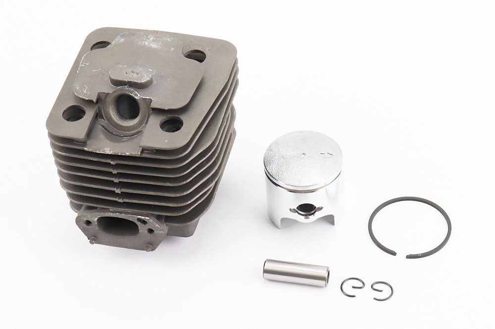 Циліндр к-кт (цпг) 3800 38сс-39mm (палець 10mm) "чорний" Київ - фото 1