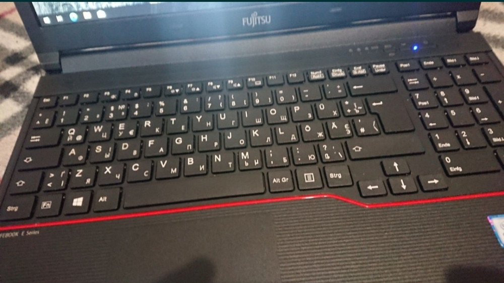 Ноутбук: Fujitsu Core i3 6100U , DDR4. Киев - изображение 5