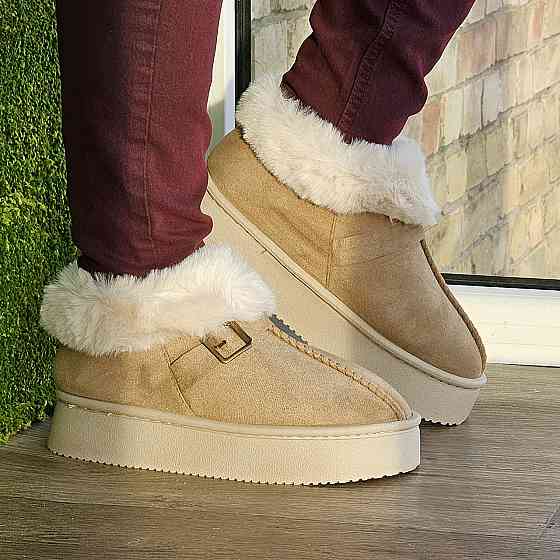 Зимові жіночі Уги Бежеві Чоботи з Хутром Теплі Сірі (розміри: 36,37,38,39,40,41) Дніпро