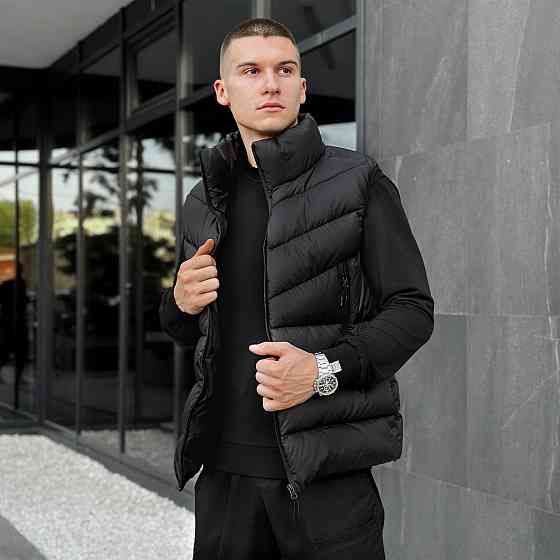 Спортивний чоловічий жилет дутий безрукавка стильний жилет Pobedov Puffer чорний Одеса