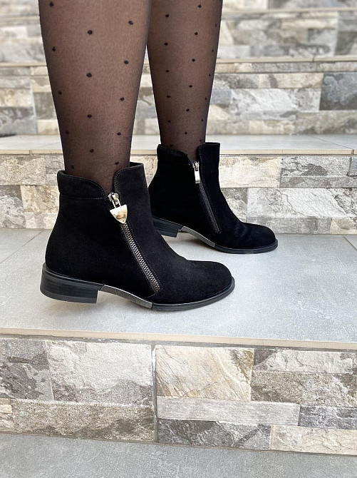 Vesna Черевики жіночі VESNA 2421 чорні (зима, замша натуральна) (1117) 38р.39р. 39 Коломия - фото 1