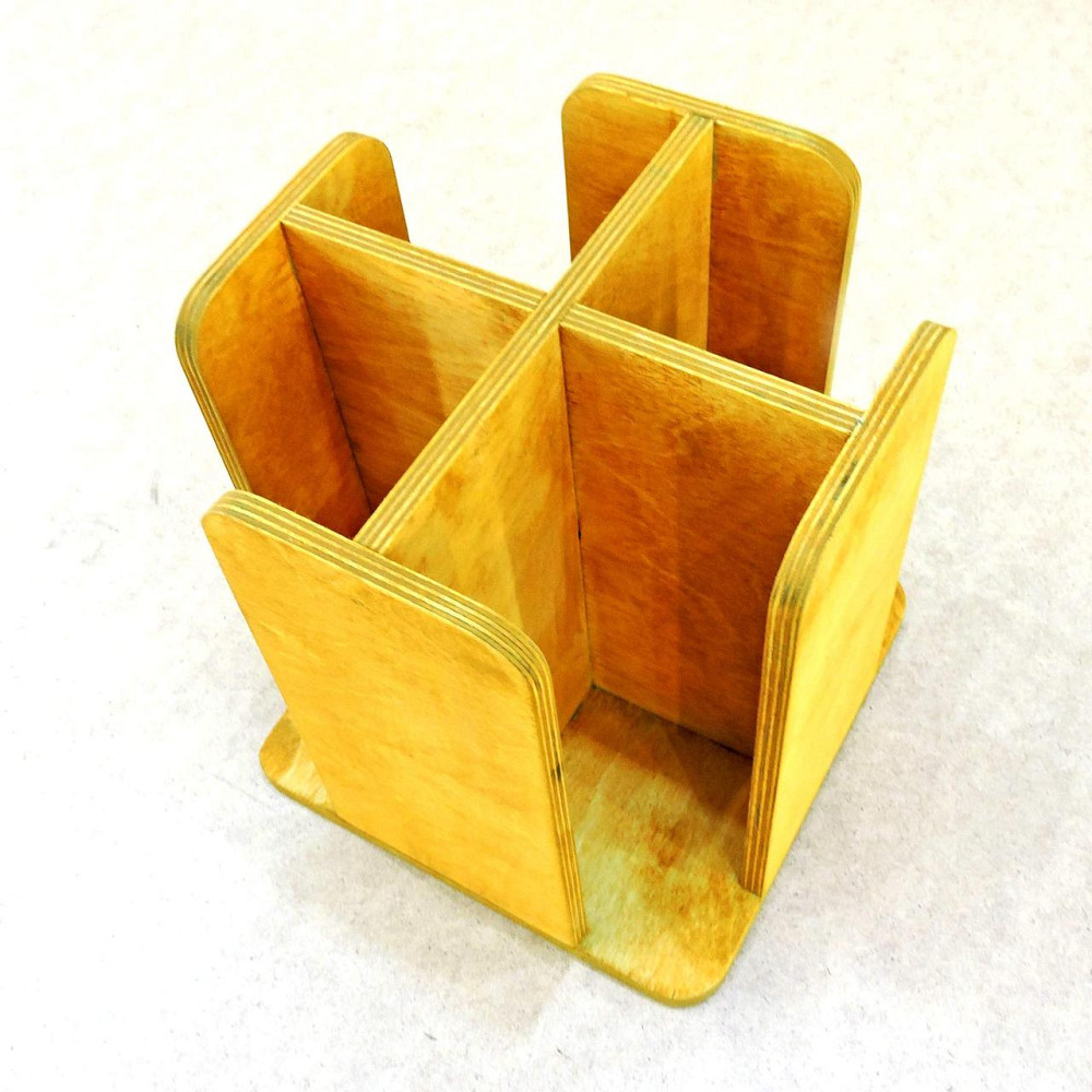 Органайзер одноразовых стаканов 