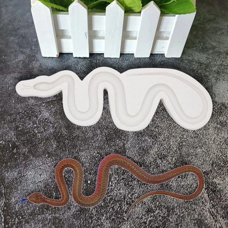 Молд силиконовый Змея 207 на 65 мм серый Киев - изображение 4