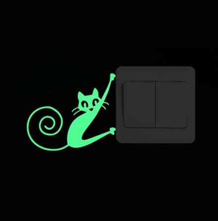 Фосфорная наклейка Кот 10 на 10 смм салатовый Киев