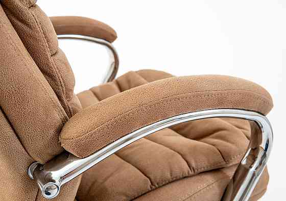 Офісне Конференційне Крісло Richman Valencia Mustang Caramel Хром CF Карамельний Дніпро