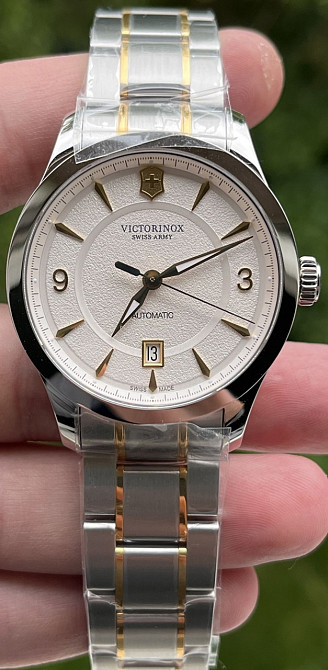 Швейцарський чоловічий годинник Victorinox Alliance automatic 241874 Київ - фото 5