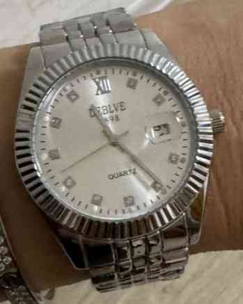 Годинник моделі 2025 новий. Харків