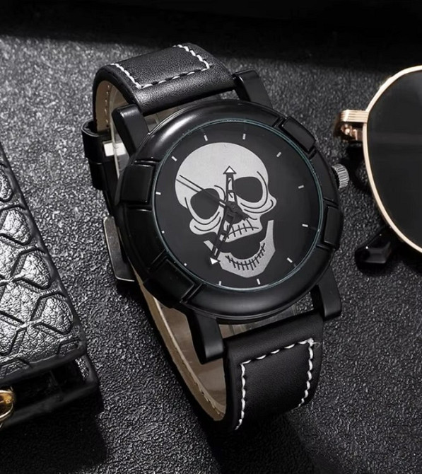 Чоловічий набір Shadow Skull кварцовий годинник та браслет чорний Київ - фото 6