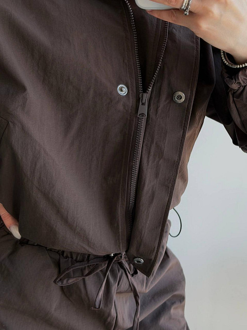 Женский стильный повседневный костюм из плащевки Шоколад Одесса - изображение 3