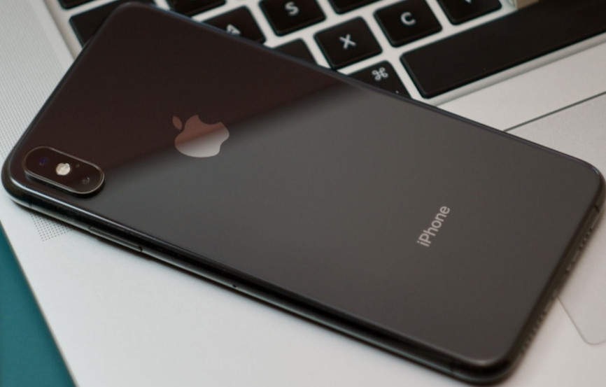 Айфон: Apple iPhone Xs MAX 256Gb. Neverlock 79%. Київ - фото 2