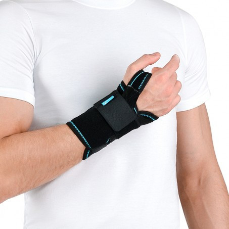 Ортез на лучезапястный сустав с металлической шиной универсальный Алком 4069 Днепр - изображение 1