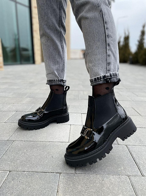 SOTHBY'S Черевики жіночі Sothby 's чорні шкіра лакована 37р. (M-1079 4988) Коломия - фото 2