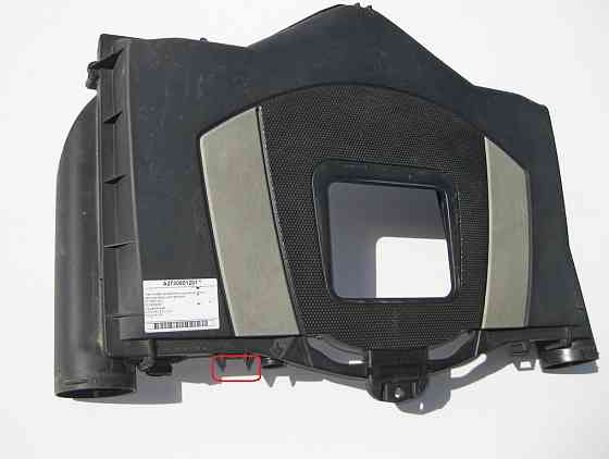Mercedes-Benz  A2730901201 Пластикова декоративна кришка двигуна з корпусом повітряного фільтра M272 V6 2.5 3.0 3.5л M273 V8 5.5л Одеса