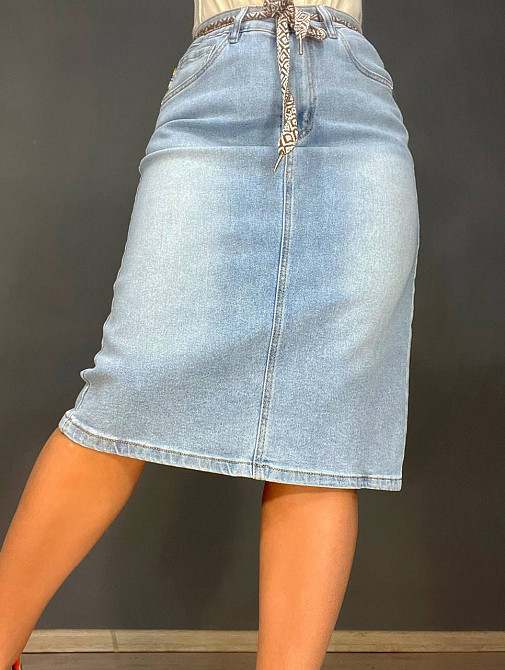 Юбка женская джинсовая LADYN 805 классическая ровный крой разрез сзади стрейчевая пояс лента голубая, голубой, 4О Киев - изображение 1