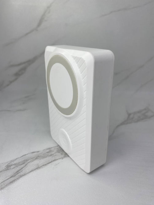 Б/в PowerBank Магнітний бездротовий павербанк Портативний зарядний пристрій MagSafe для iPhone 15000mAh Київ - фото 2