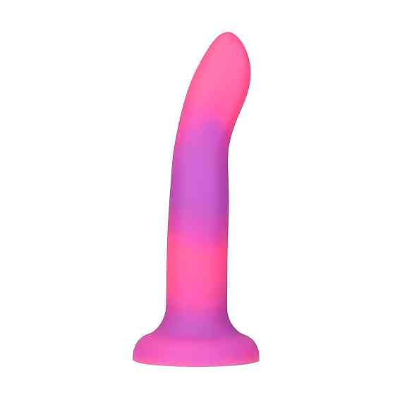 Светящийся в темноте фаллоимитатор ADDICTION Rave 8″ Glow in the Dark Dildo Pink Purple, 20,3 см Sex Aura Киев