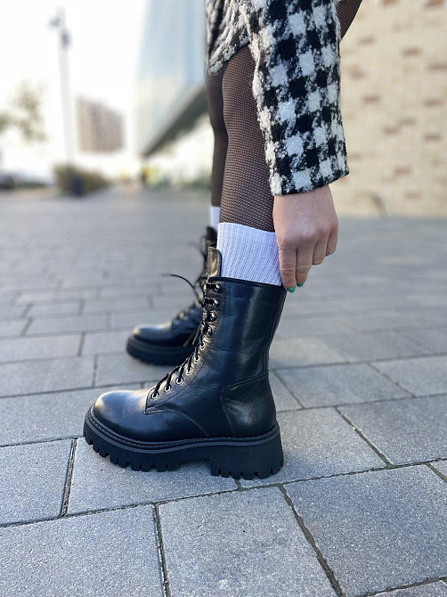 SOTHBY'S Черевики жіночі Sothby's чорні натуральна шкіра з утепленням висота 18см (M-1730/2 531 Коломия - фото 1