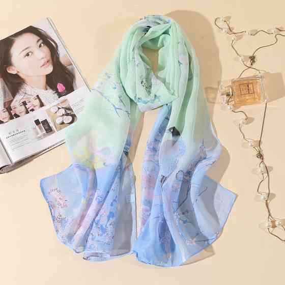 Шифоновый шарф с принтом птиц 145 на 48 см салатово-голубой Киев