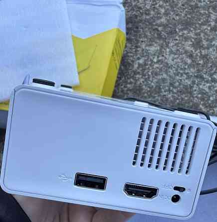 Проектор HD1080p LED projector. Київ