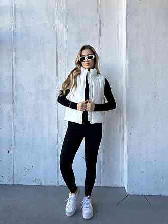 Жіноча тепла жилетка на блискавці плащівка емі на силіконі Білий, 46/48 Одеса