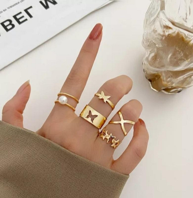 Набір каблучок із 5 штук універсальний золотистий Київ - фото 1