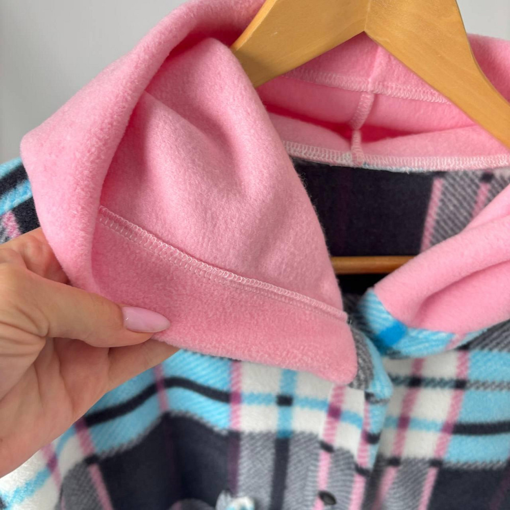 Тепла жіноча флісова сорочка-пальто в рожеву клітинку клітинку з капюшоном Кам'янець-Подільський - фото 2