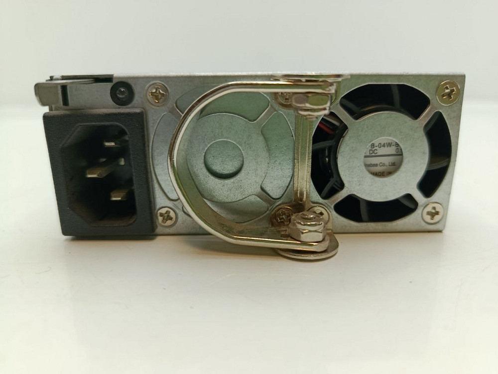 Серверний блок живлення 3Y Power (FSP Group) YM-2821F 820W (товар вживаний) Луцк - изображение 3