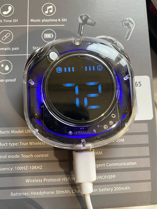 Бездротові навушники TWS Ultrapods Pro з дисплеєм на кейсі та кабелем USB Type-C Одеса - фото 7