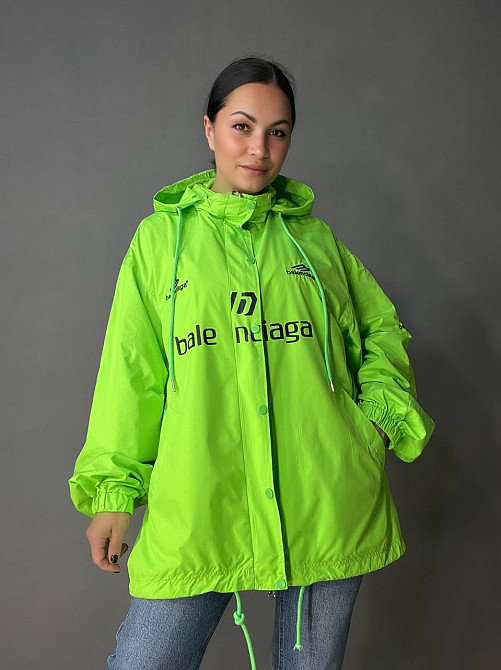 Куртка жіноча Lady Yep 9096 вітрівка оверсайз подовжена з капюшоном і написами, зелений, one size Київ - фото 1