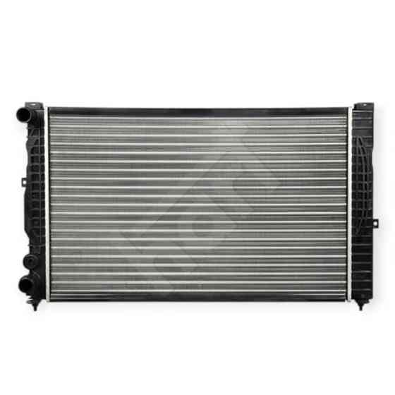 Радіатор охолодження двигуна автомобіль Ауді A4, A6, автомобіль Фольцваген Passat 1.6-2.8i (1994-2008) Мукачево