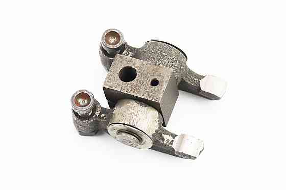 Коромисла клапанів у зборі Киев