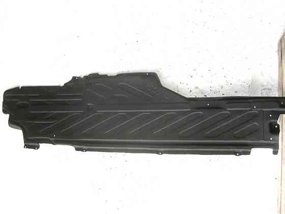 Mercedes-Benz  A2056840118 Новий бічний захист днища кузова ліва повстяна C-Class W205 Одесса