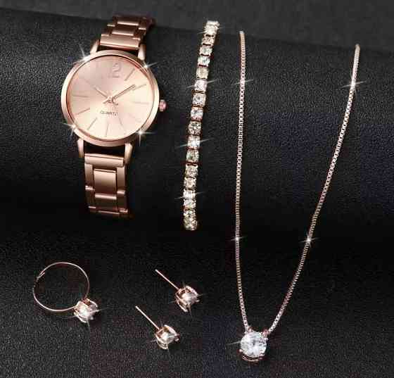 Подарочный набор для женщин сердца наручные часы браслет кольцо ожерелье серьги без коробки розовое золото Киев