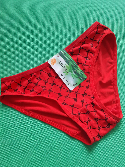 Жіночі труси 44 розмір (стегна до 94см), з принтом сердечка Київ - фото 1