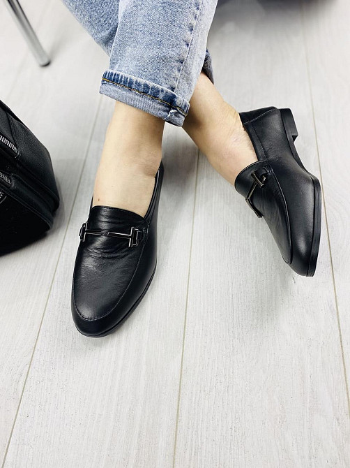 Туфлі жіночі RONE 1056 чорні (весна-осінь, шкіра натуральна) (2669) 39 Коломыя - изображение 1