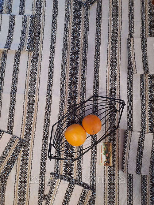 Скатерть с салфетками машинная вышивка кофейная Киев - изображение 1